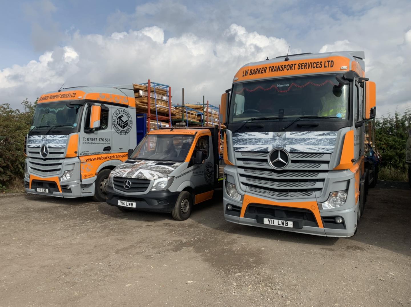 L.W. Barker Transport Services Hero Image 5